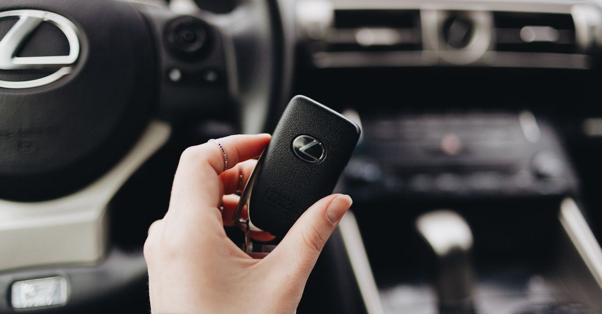 Honda car key fob — Guardian Gate Toronto Locksmith
